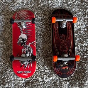Tony Hawk Red and Black Fingerboard Skateboard Duo